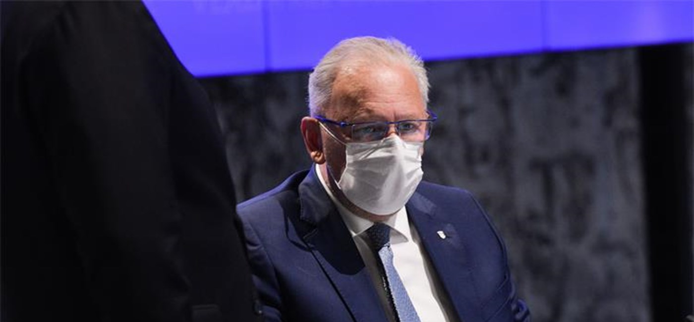 Strože mjere na Jadranu, ograničen broj okupljenih s covid potvrdom na tisuću osoba